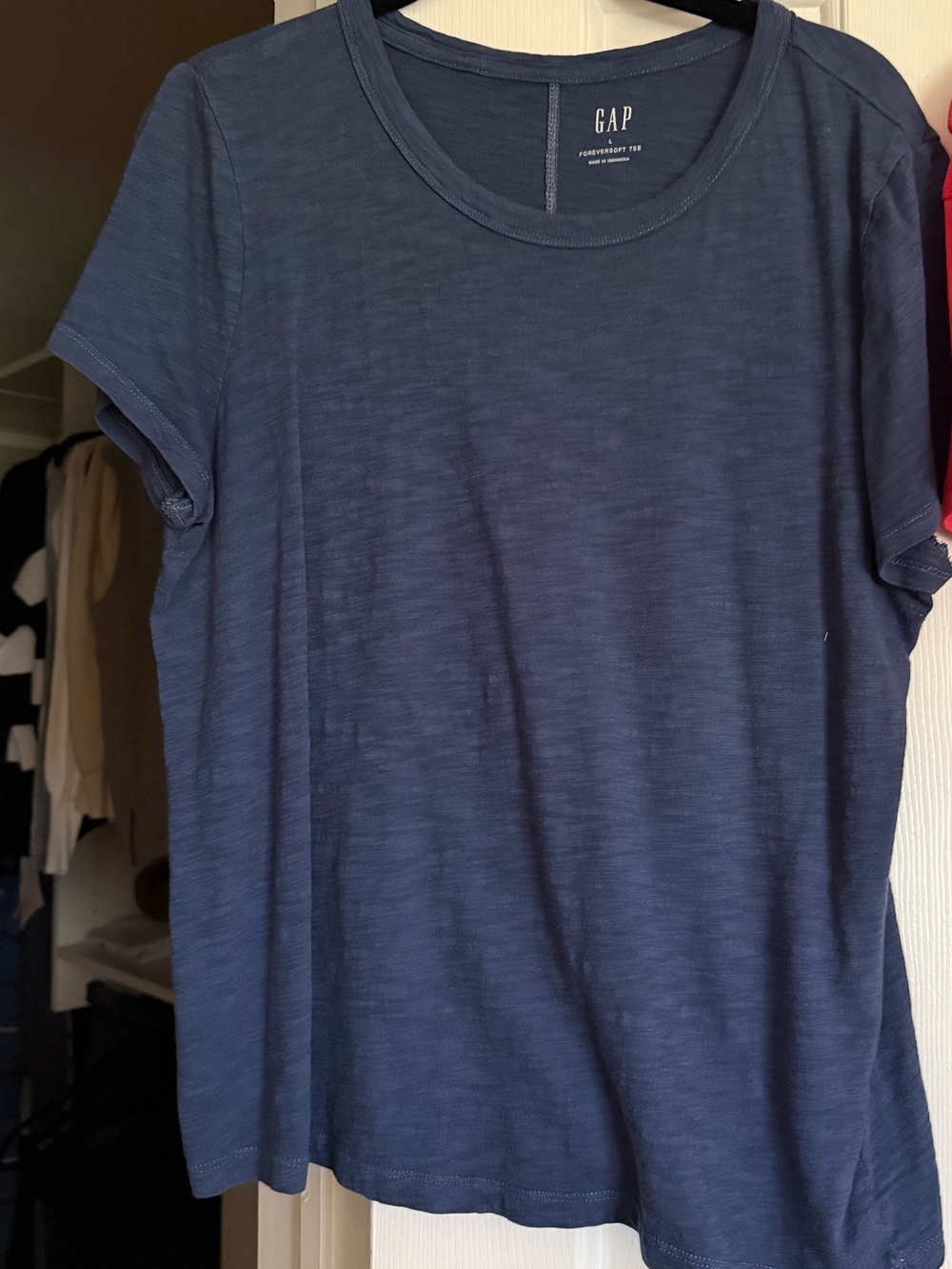 Classic Gap Short Sleeve Tshirts Wardrobe Staple Set Of 2 Size Large Capsule - Picture 2 of 7